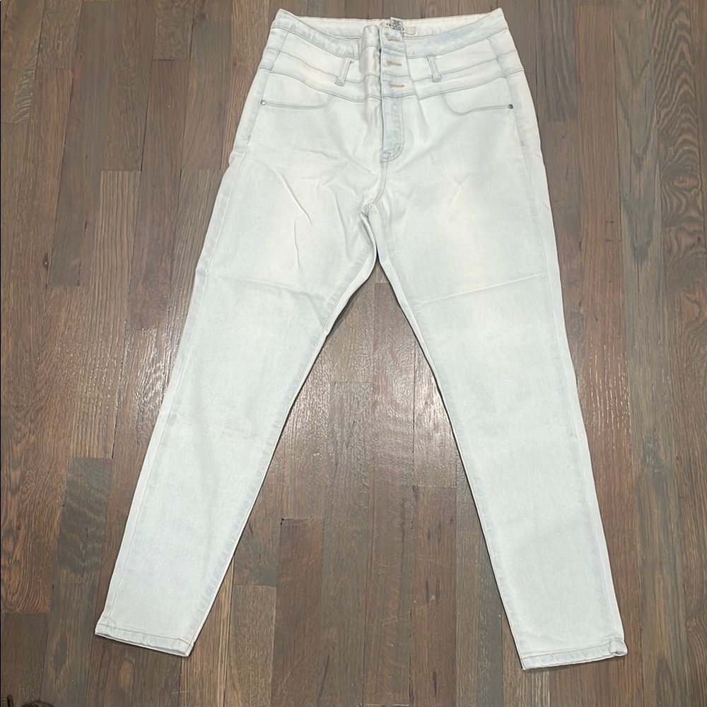 Refuge High Rise Jeans